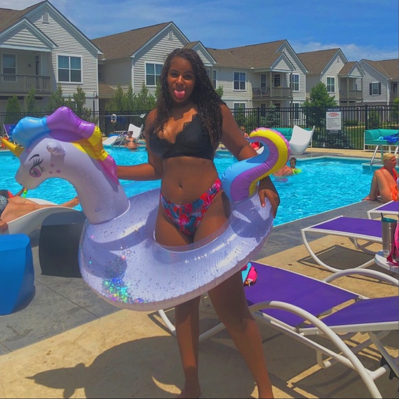 Meet your Posher, London - Picture 1 of 1